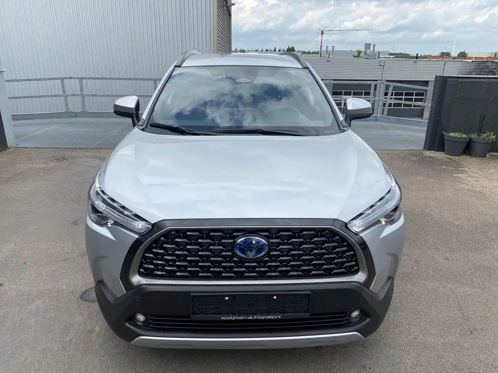 Toyota Corolla Cross Hybrid 140 Dynamic edition Navigatie uit 2024, foto 13