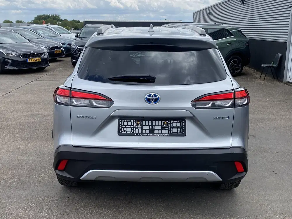Toyota Corolla Cross Hybrid 140 Dynamic edition Navigatie uit 2024, foto 4
