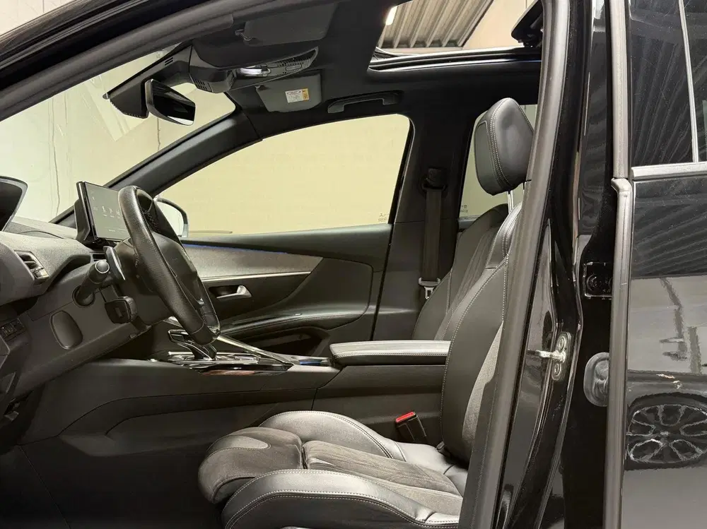 Peugeot 5008 1.2 PureTech GT uit 2022, foto 3