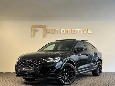 Audi Q3 35 TFSI S Line Competiti Pano uit 2024