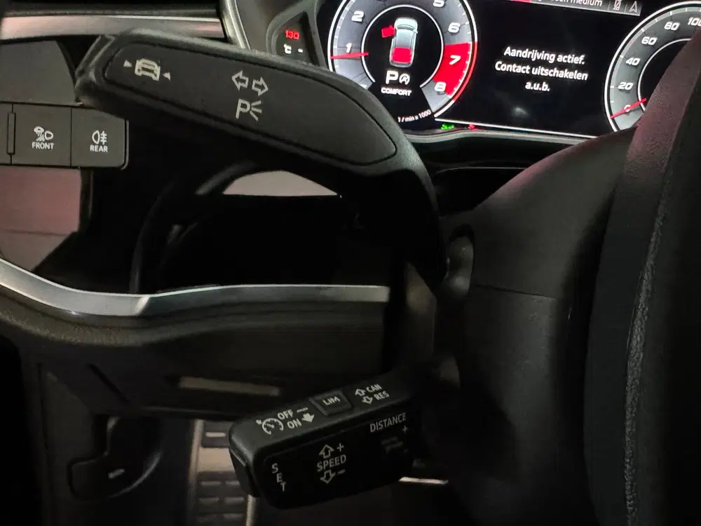 Audi Q3 35 TFSI S Line Competiti Pano uit 2024, foto 15