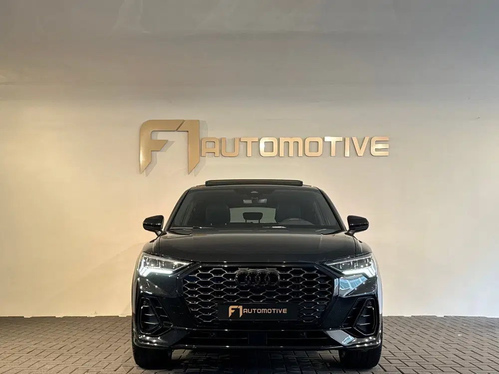 Audi Q3 35 TFSI S Line Competiti Pano uit 2024, foto 2