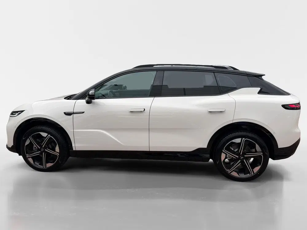 Voyah Courage Performance Edition 80 kWh 435 PK uit 2025, foto 8