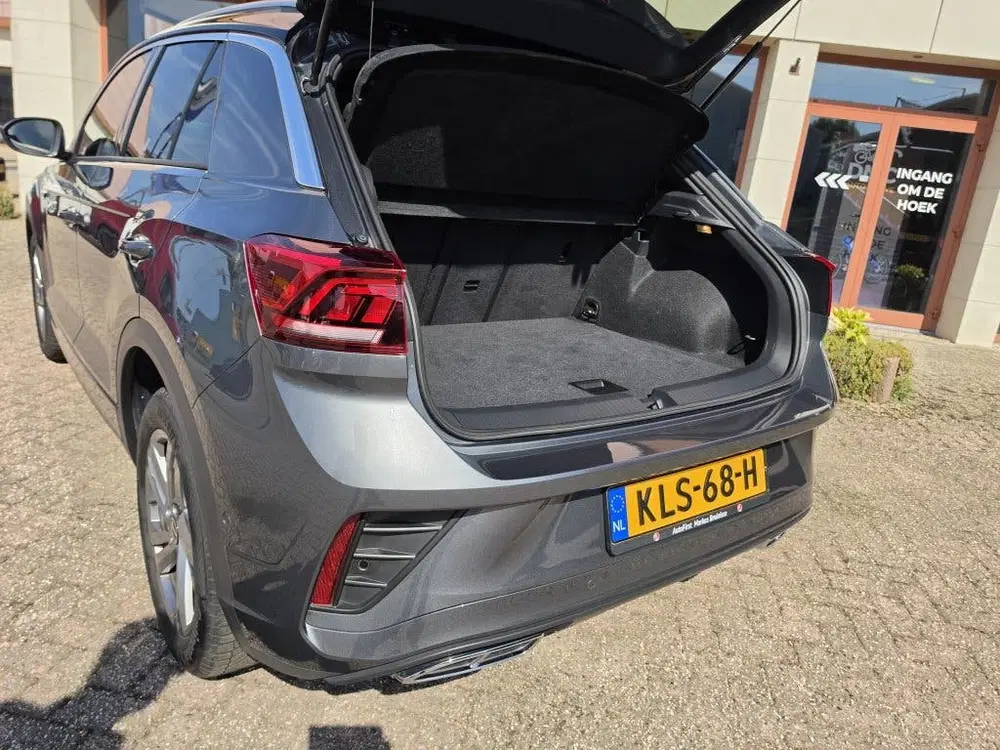 Volkswagen T-Roc 1.5 TSI R-Line uit 2025, foto 11