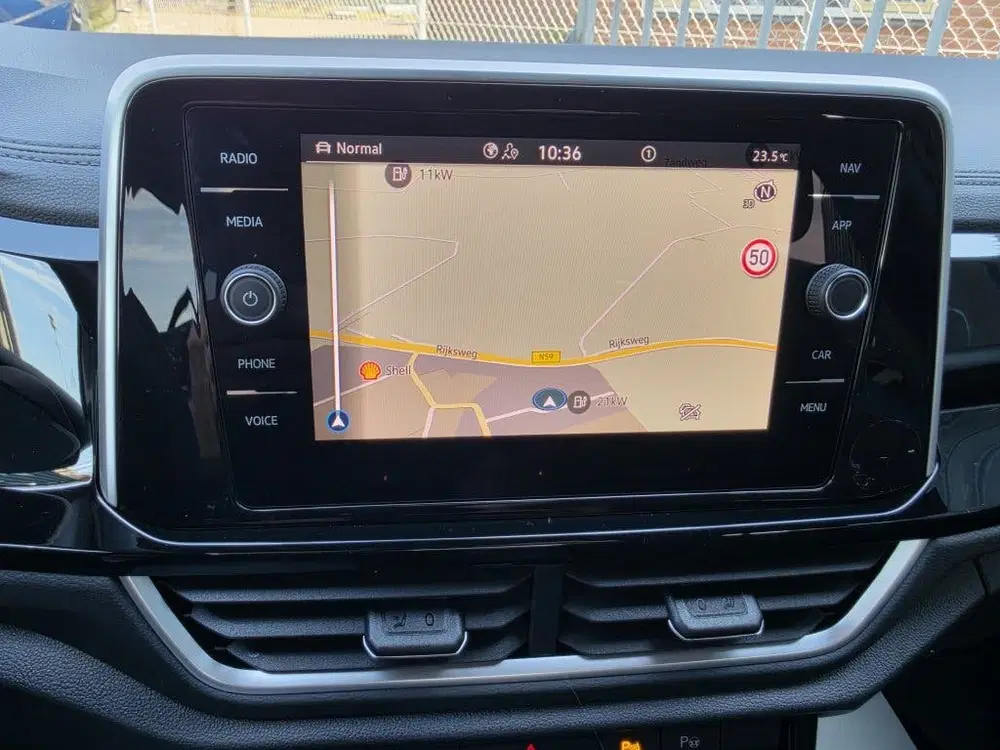 Volkswagen T-Roc 1.5 TSI R-Line uit 2025, foto 15