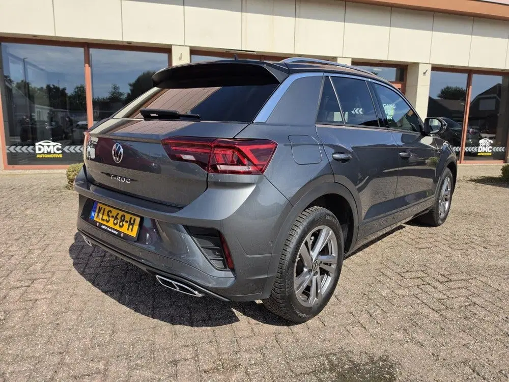 Volkswagen T-Roc 1.5 TSI R-Line uit 2025, foto 2