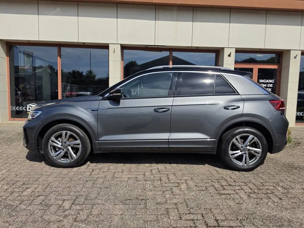 Volkswagen T-Roc 1.5 TSI R-Line uit 2025, foto 8