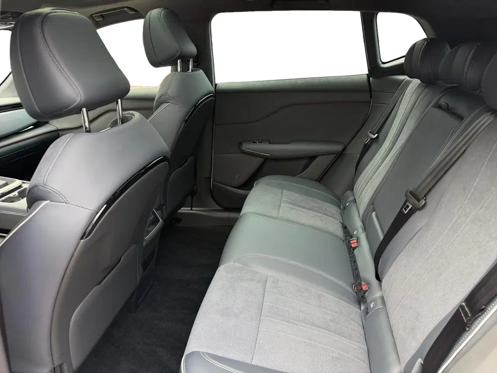 Voyah Courage Performance Edition 80 kWh 435 PK uit 2025, foto 12