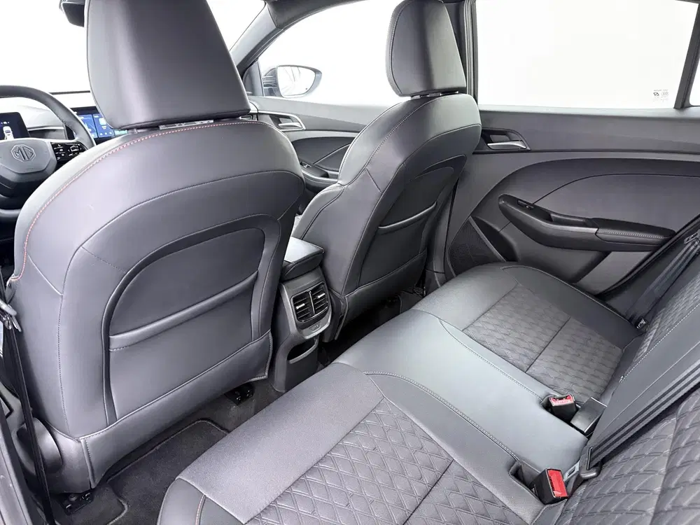 MG MG3 1.5 Hybrid+ Luxury Navigatie uit 2025, foto 15
