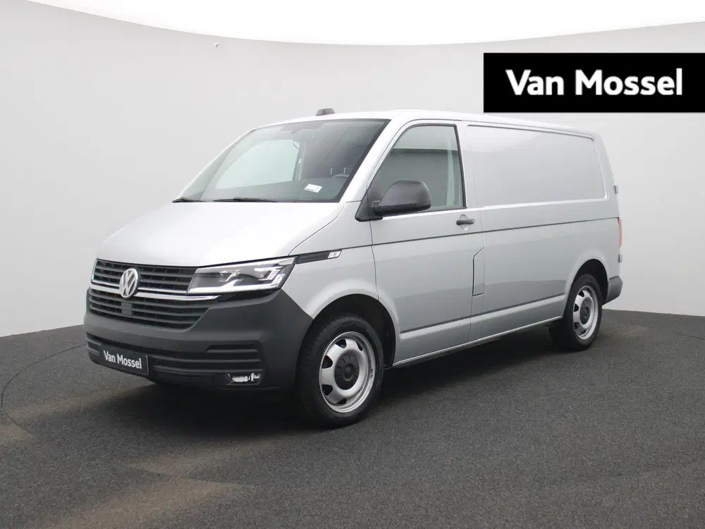 Volkswagen Transporter 2.0 TDI L1H1 150PK GVW 3.200KG uit 2022