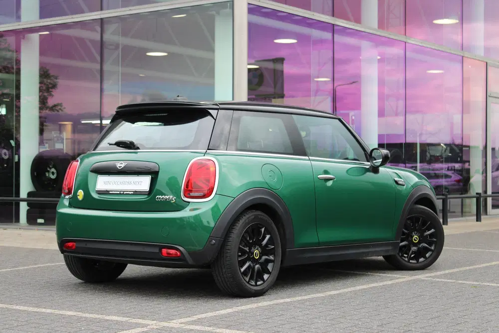 Mini Electric Yours Classic uit 2022, foto 3