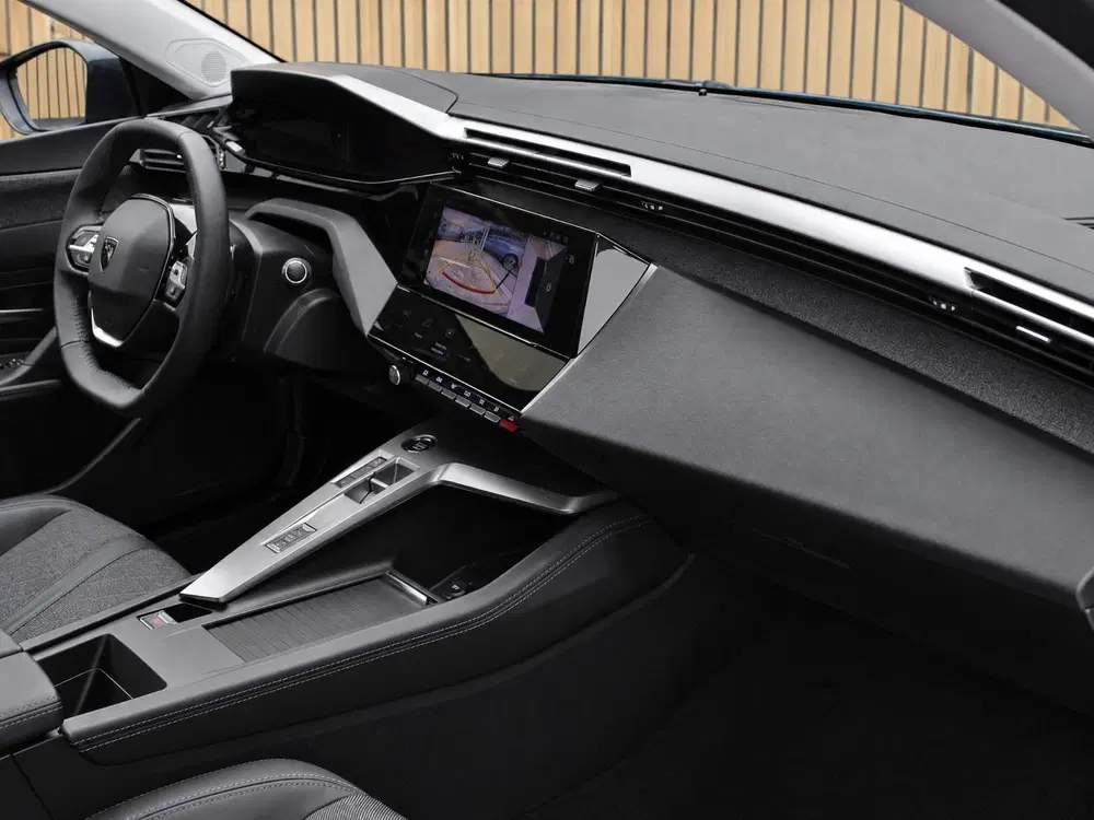 Peugeot 408 1.2 PT Allure Pack 130pk EAT8 Automaat uit 2024, foto 14