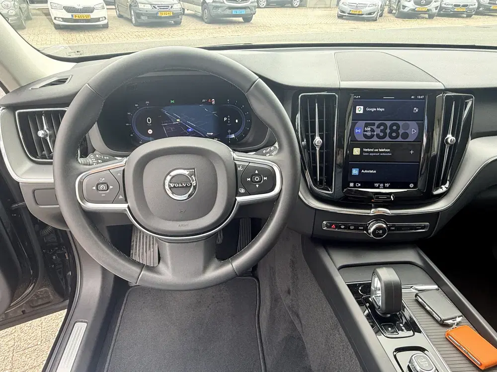 Volvo XC60 2.0 B4 Momentum Business uit 2023, foto 5