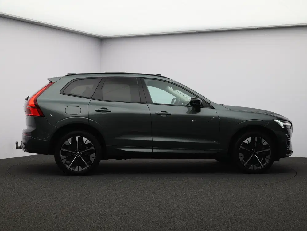 Volvo XC60 T6 AWD Plug-in hybrid Ultra Dark uit 2026, foto 6