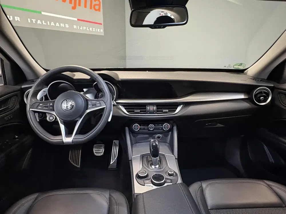 Alfa Romeo Stelvio 2.0 Turbo 280pk AWD Super Q4 Apple carpla uit 2019, foto 2