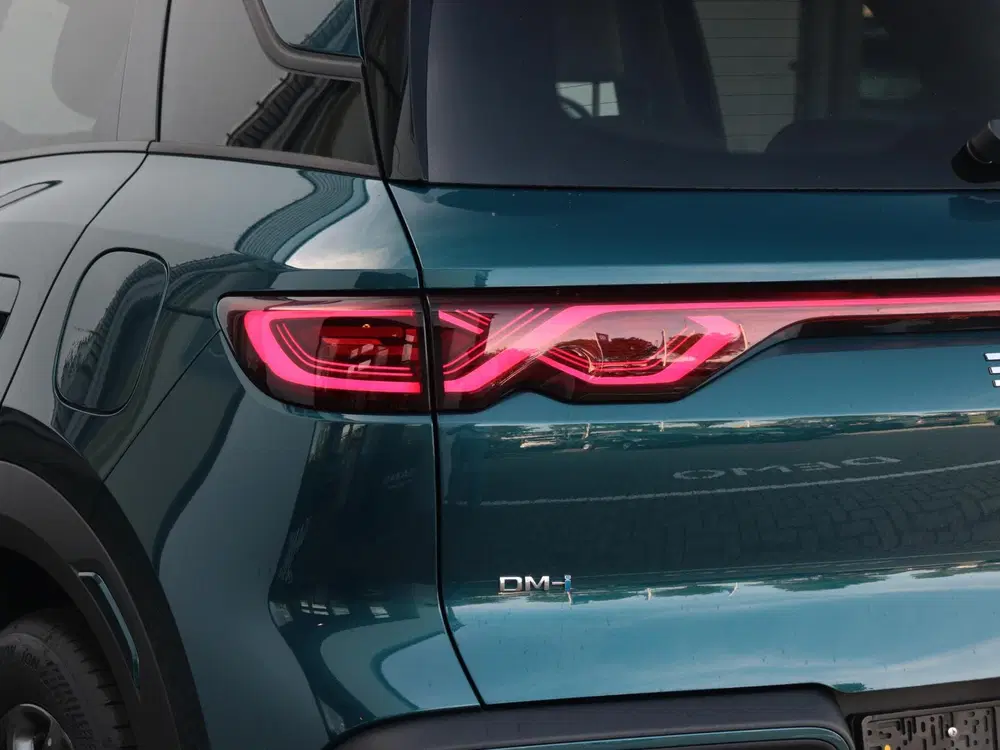 BYD Atto 2 1.5 DM-i Boost uit 2026, foto 12