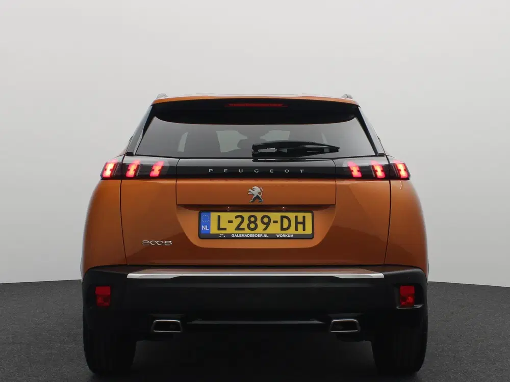 Peugeot 2008 1.2 PureTech Allure AUTOMAAT uit 2021, foto 4
