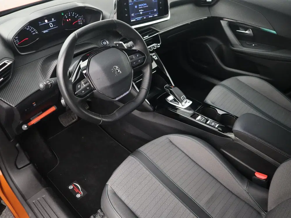 Peugeot 2008 1.2 PureTech Allure AUTOMAAT uit 2021, foto 8