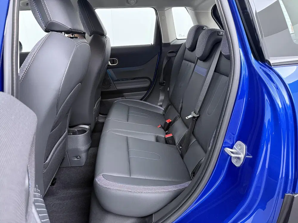 Mini Cooper C Cooper C Classic trim uit 2025, foto 14