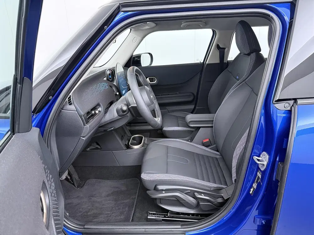 Mini Cooper C Cooper C Classic trim uit 2025, foto 4