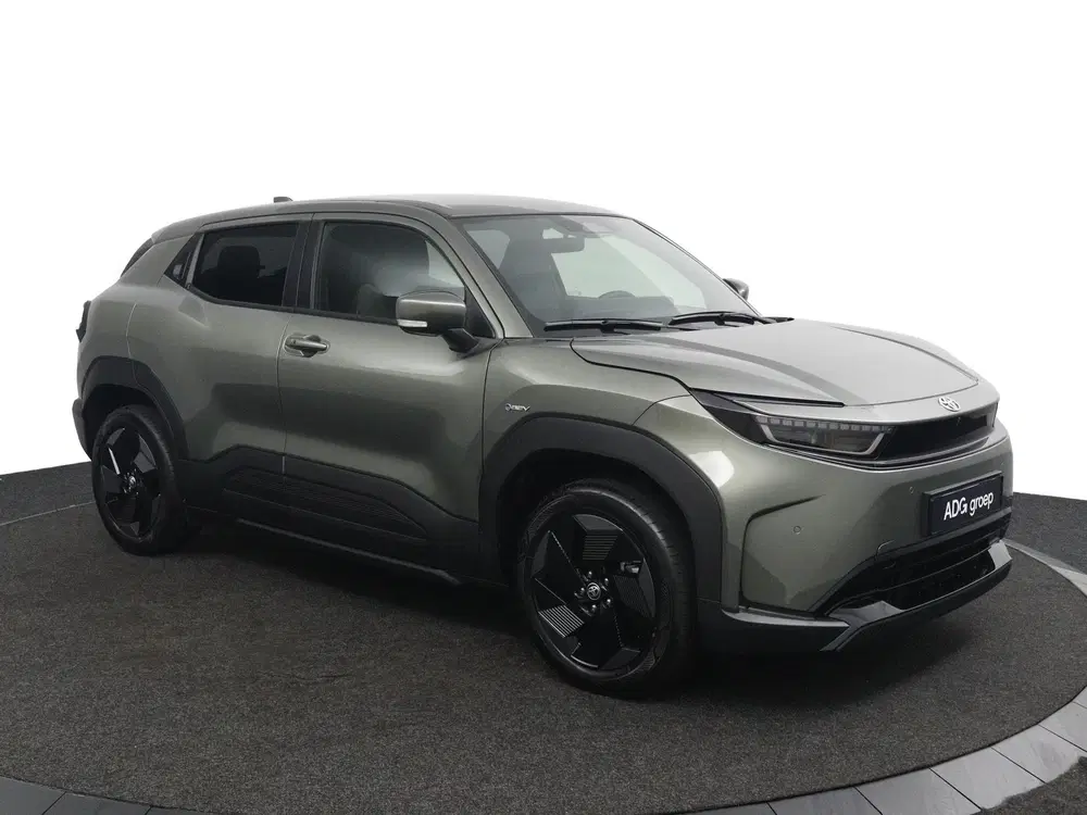 Toyota Urban Cruiser Dynamic 61 kWh uit 2026, foto 3