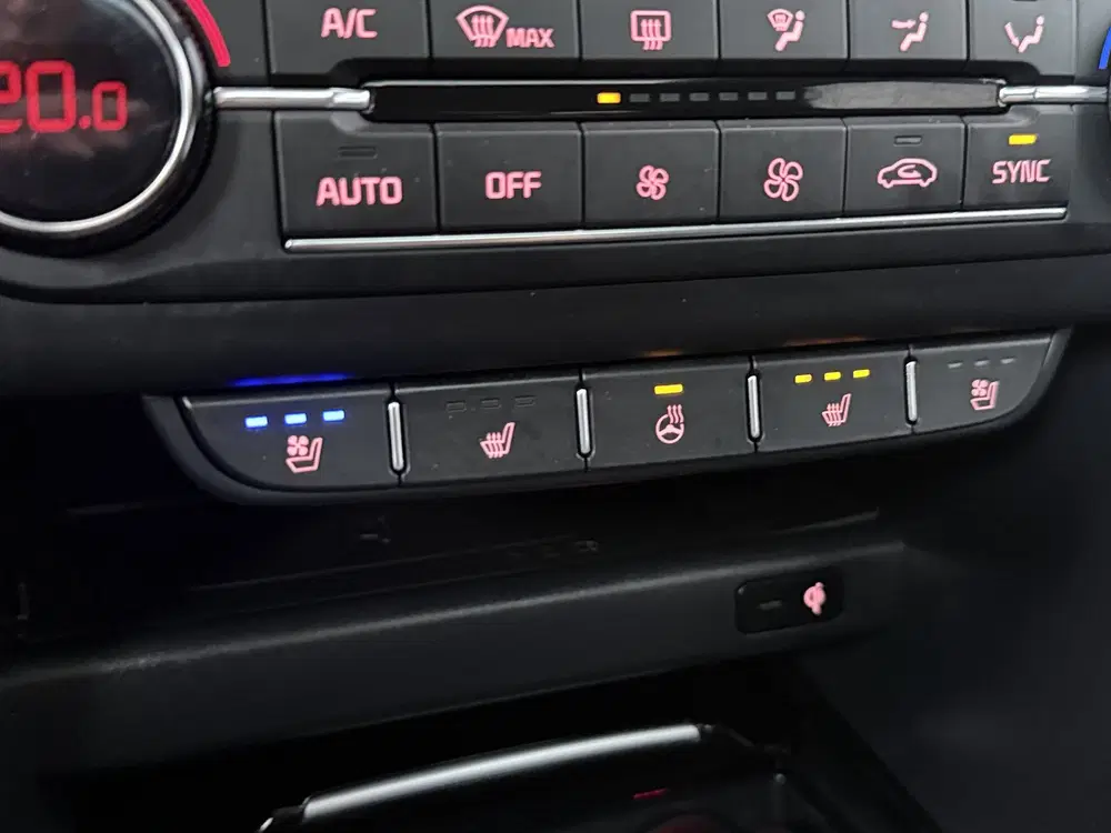 Kia XCeed 1.4 T-GDi ExecutiveLine uit 2020, foto 14