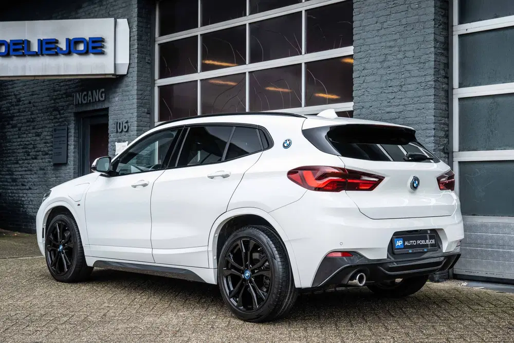 BMW X2 xDrive25e High Executive M sport uit 2023, foto 5