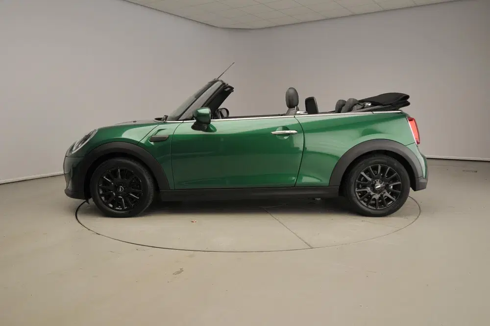 Mini Cabrio One uit 2021, foto 3