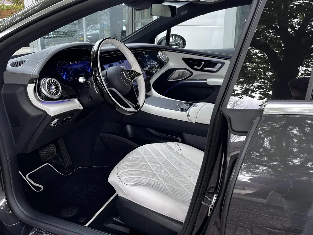Mercedes-Benz EQS 450+ Luxury Line uit 2025, foto 3
