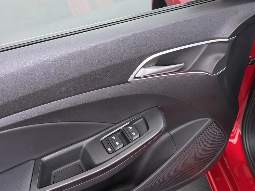 MG MG3 1.5 Hybrid+ Luxury Stoelverwarming uit 2025, foto 11