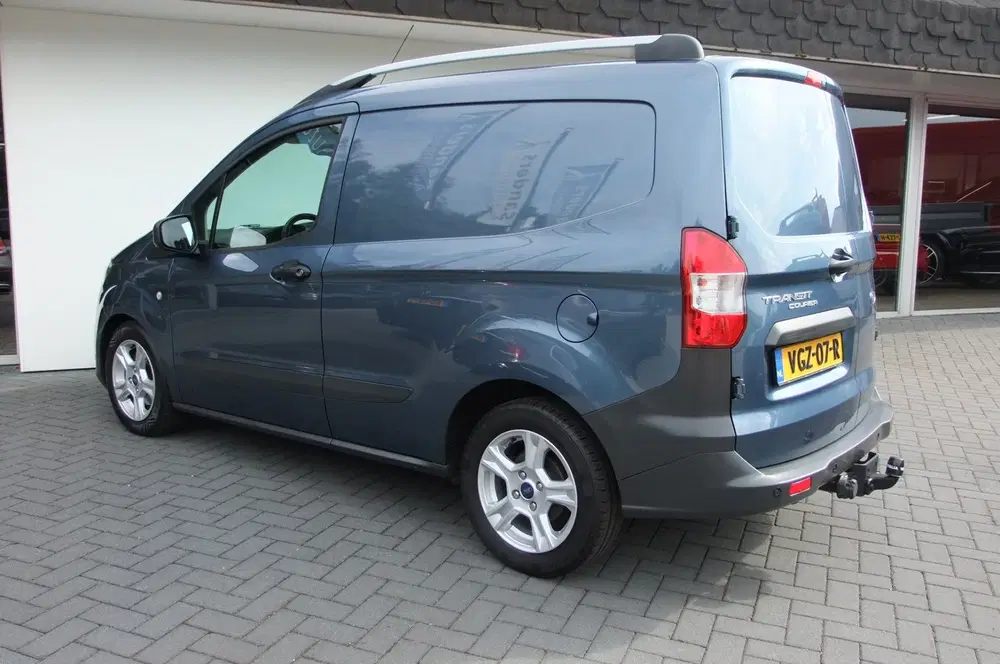 Ford Transit Courier 1.5 TDCI Trend uit 2020, foto 14