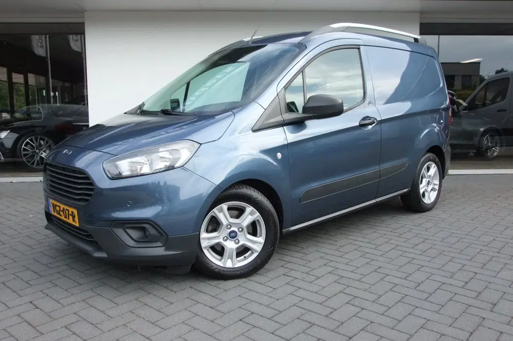 Ford Transit Courier 1.5 TDCI Trend uit 2020, foto 5