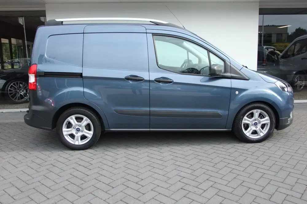 Ford Transit Courier 1.5 TDCI Trend uit 2020, foto 7