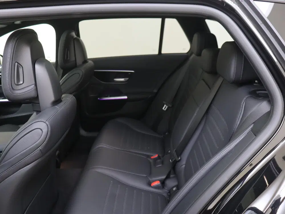 Mercedes-Benz C-Klasse 180 Business Solution AMG Pano uit 2025, foto 12