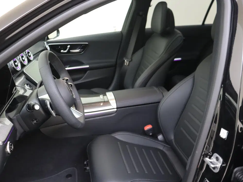 Mercedes-Benz C-Klasse 180 Business Solution AMG Pano uit 2025, foto 14