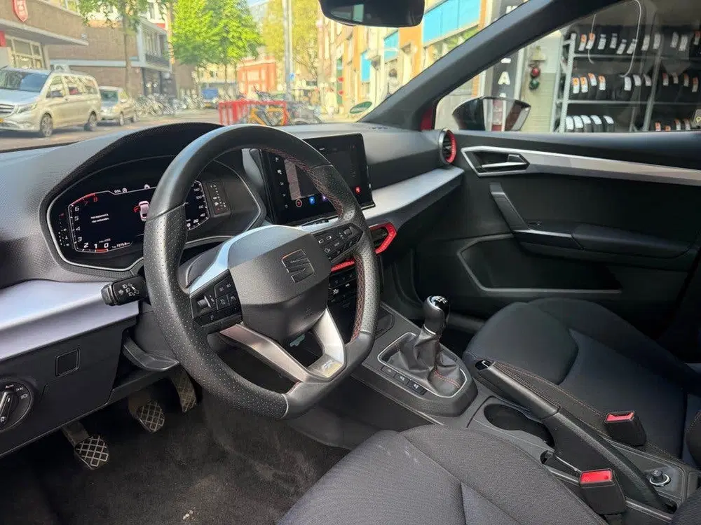 SEAT Ibiza 1.0 EcoTSI 110PK FR Business Intense Apple uit 2023, foto 9