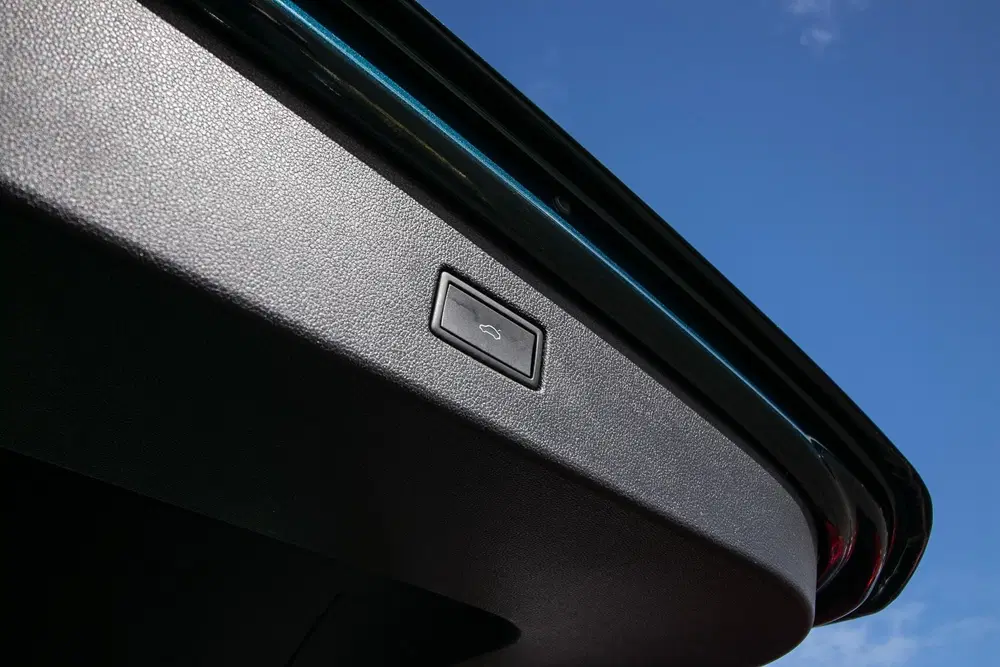 Volkswagen Tiguan 1.4 TSI eHybrid R-Line Business+ uit 2023, foto 14