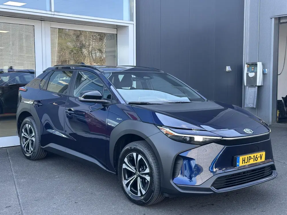 Toyota bZ4X Active 71 kWh Actieprijs uit 2025, foto 2
