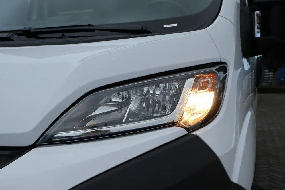Citroën Jumper Citroen JUMPER L2H2 BlueHDI 140pk uit 2024, foto 11
