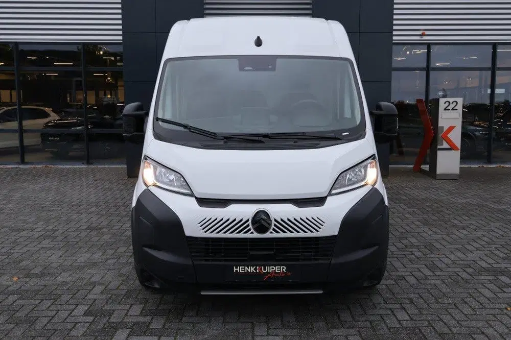 Citroën Jumper Citroen JUMPER L2H2 BlueHDI 140pk uit 2024, foto 7