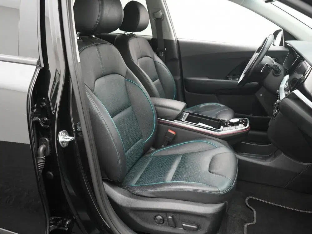 Kia Niro ExecutiveLine 64 kWh uit 2022, foto 11