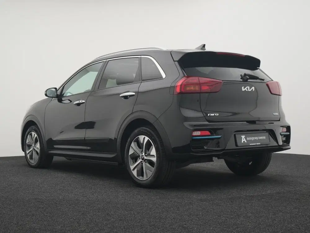 Kia Niro ExecutiveLine 64 kWh uit 2022, foto 9