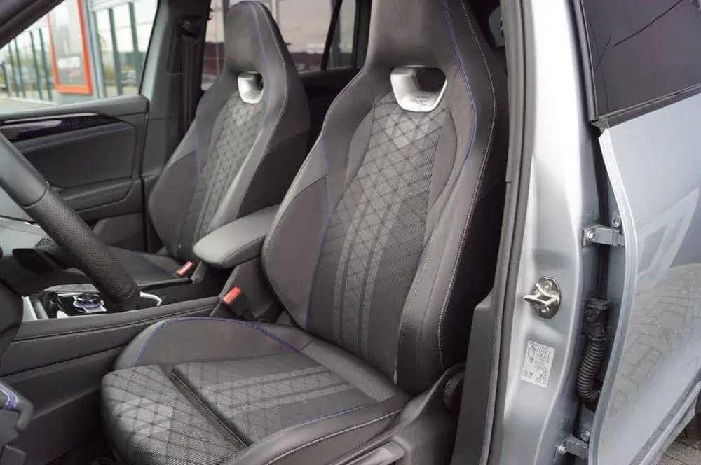 Volkswagen Tiguan 1.5 eTSI DSG R-Line Black st 150pk uit 2025, foto 3
