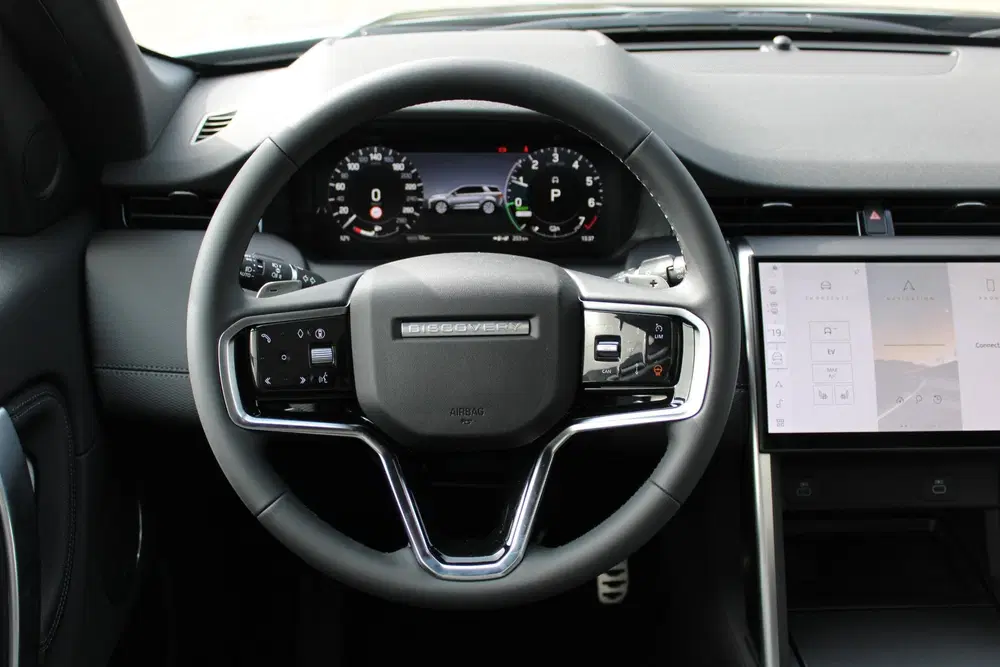Land Rover Discovery Sport P270e Business Landmark Edition uit 2026, foto 9