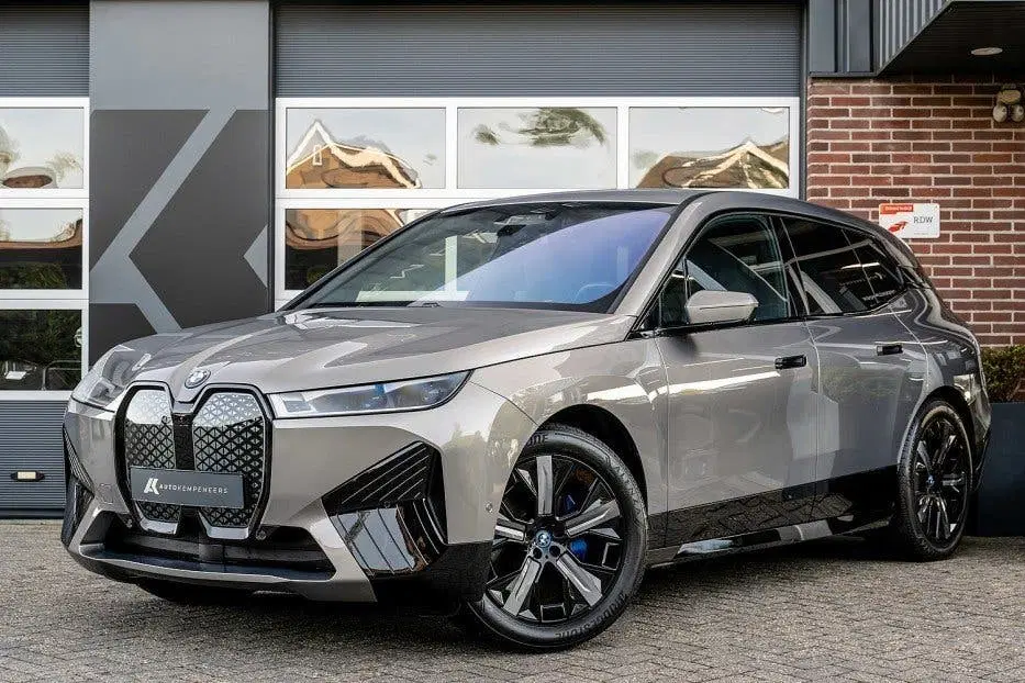 BMW iX xDrive40 Sportpakket uit 2023