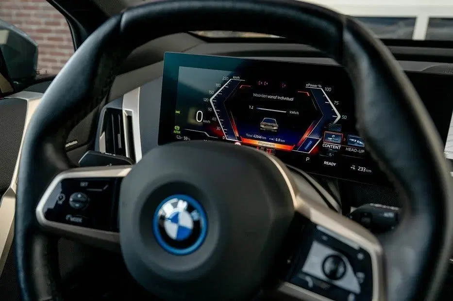 BMW iX xDrive40 Sportpakket uit 2023, foto 13