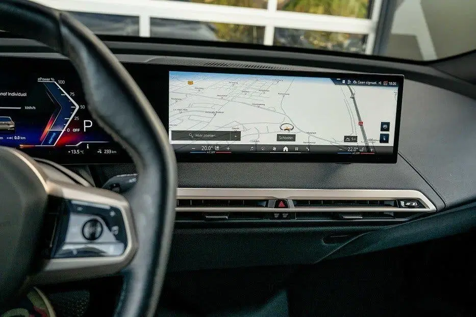 BMW iX xDrive40 Sportpakket uit 2023, foto 4