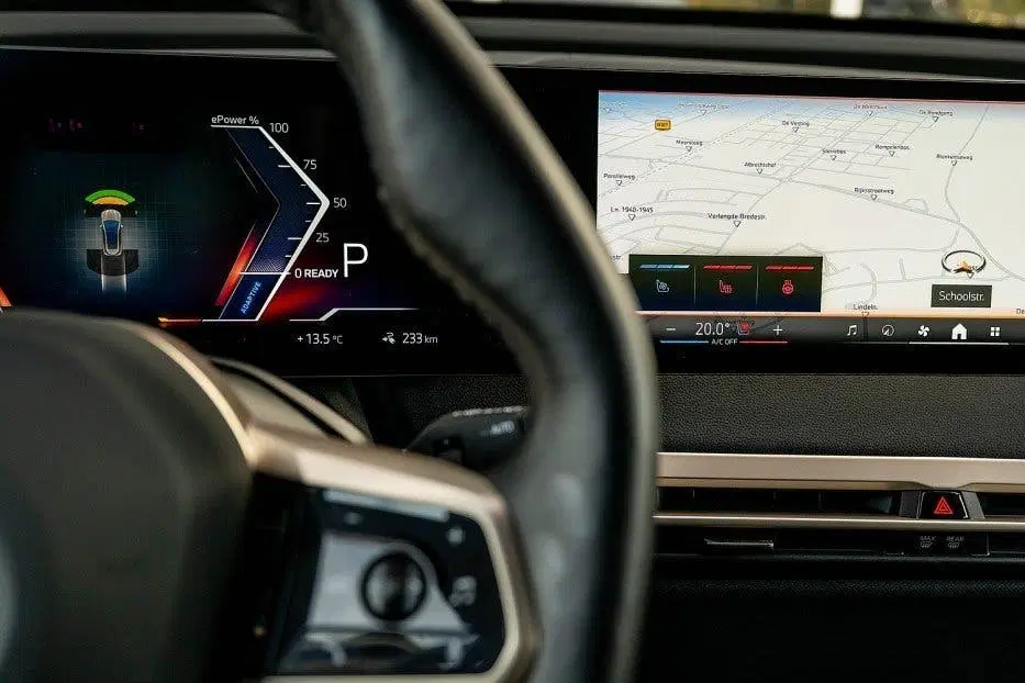 BMW iX xDrive40 Sportpakket uit 2023, foto 8
