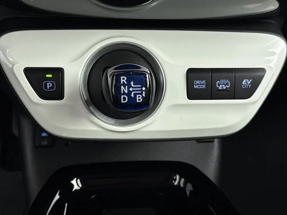 Toyota Prius 1.8 Plug-in Business Plus uit 2019, foto 10