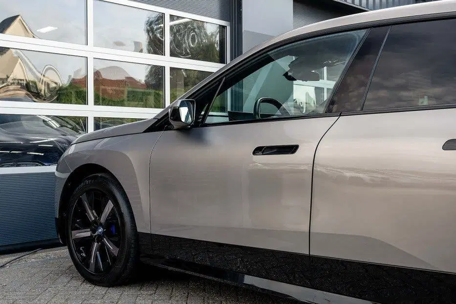 BMW iX xDrive40 Sportpakket uit 2023, foto 7